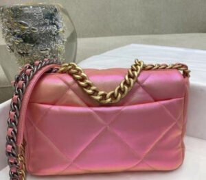 Chanel-19-Iridescent-Calfskin-Flap-Bag-AS1160-Pink-2021-Collection-TOP1-1.jpg